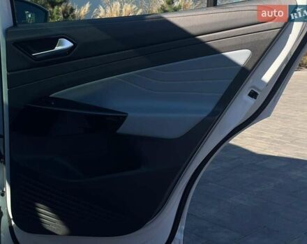 Белый Фольксваген ID.4, объемом двигателя 0 л и пробегом 38 тыс. км за 24500 $, фото 19 на Automoto.ua