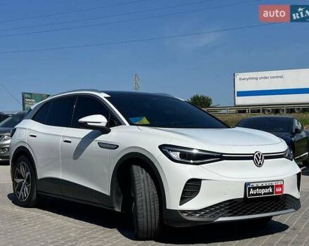 Белый Фольксваген ID.4, объемом двигателя 0 л и пробегом 87 тыс. км за 24790 $, фото 2 на Automoto.ua