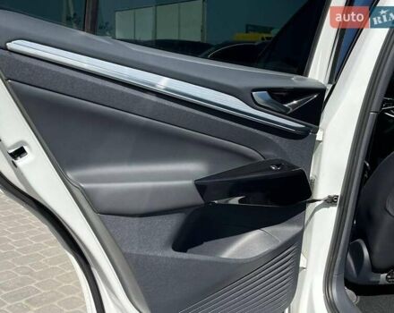 Белый Фольксваген ID.4, объемом двигателя 0 л и пробегом 87 тыс. км за 24790 $, фото 27 на Automoto.ua