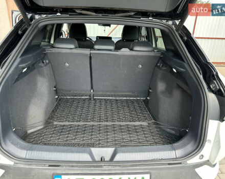 Белый Фольксваген ID.4, объемом двигателя 0 л и пробегом 61 тыс. км за 23600 $, фото 15 на Automoto.ua