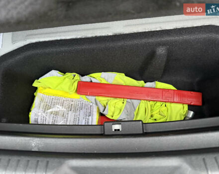 Белый Фольксваген ID.4, объемом двигателя 0 л и пробегом 61 тыс. км за 20900 $, фото 72 на Automoto.ua