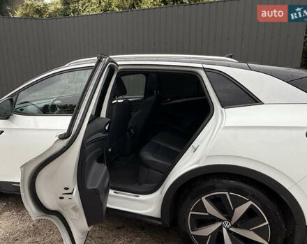 Белый Фольксваген ID.4, объемом двигателя 0 л и пробегом 40 тыс. км за 24800 $, фото 11 на Automoto.ua
