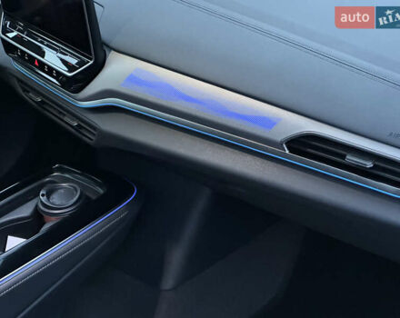 Белый Фольксваген ID.4, объемом двигателя 0 л и пробегом 65 тыс. км за 22999 $, фото 19 на Automoto.ua