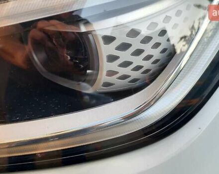 Белый Фольксваген ID.4, объемом двигателя 0 л и пробегом 34 тыс. км за 26600 $, фото 29 на Automoto.ua