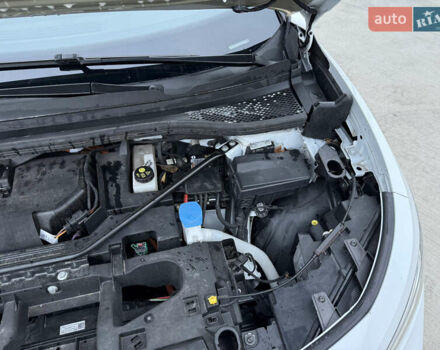 Белый Фольксваген ID.4, объемом двигателя 0 л и пробегом 61 тыс. км за 20900 $, фото 74 на Automoto.ua