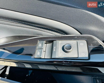 Белый Фольксваген ID.4, объемом двигателя 0 л и пробегом 55 тыс. км за 25000 $, фото 18 на Automoto.ua