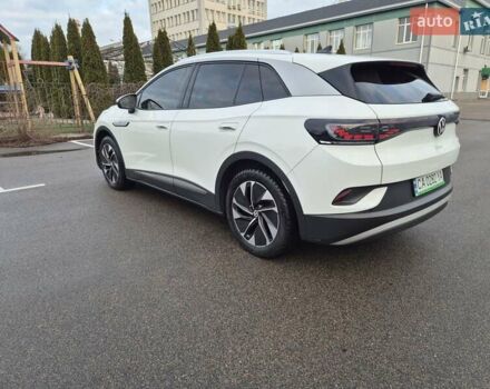 Белый Фольксваген ID.4, объемом двигателя 0 л и пробегом 29 тыс. км за 24500 $, фото 4 на Automoto.ua