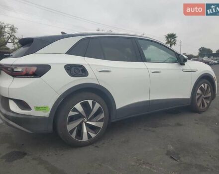 Белый Фольксваген ID.4, объемом двигателя 0 л и пробегом 63 тыс. км за 10700 $, фото 2 на Automoto.ua