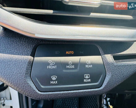 Белый Фольксваген ID.4, объемом двигателя 0 л и пробегом 55 тыс. км за 25000 $, фото 15 на Automoto.ua