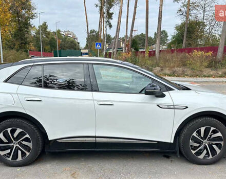 Белый Фольксваген ID.4, объемом двигателя 0 л и пробегом 72 тыс. км за 25500 $, фото 3 на Automoto.ua