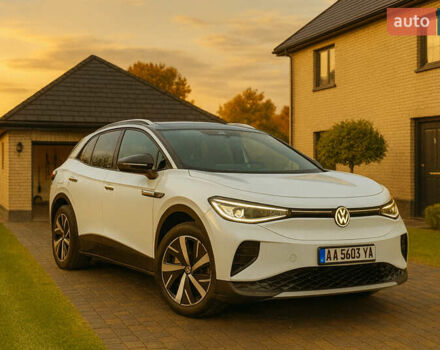 Белый Фольксваген ID.4, объемом двигателя 0 л и пробегом 65 тыс. км за 22999 $, фото 3 на Automoto.ua