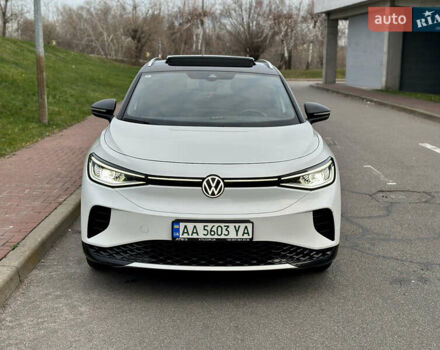 Белый Фольксваген ID.4, объемом двигателя 0 л и пробегом 65 тыс. км за 22999 $, фото 6 на Automoto.ua