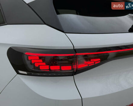 Белый Фольксваген ID.4, объемом двигателя 0 л и пробегом 61 тыс. км за 20900 $, фото 17 на Automoto.ua