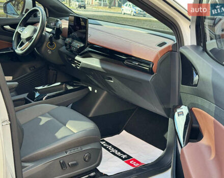 Білий Фольксваген ID.4, об'ємом двигуна 0 л та пробігом 34 тис. км за 26440 $, фото 15 на Automoto.ua