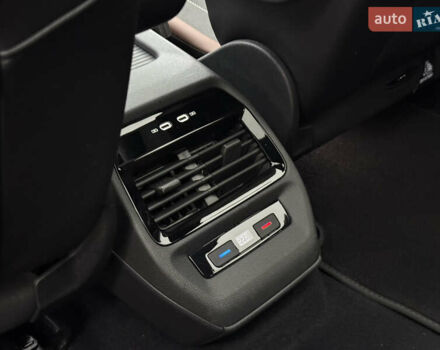 Белый Фольксваген ID.4, объемом двигателя 0 л и пробегом 61 тыс. км за 20900 $, фото 65 на Automoto.ua