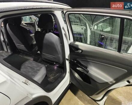 Белый Фольксваген ID.4, объемом двигателя 0 л и пробегом 187 тыс. км за 21500 $, фото 14 на Automoto.ua