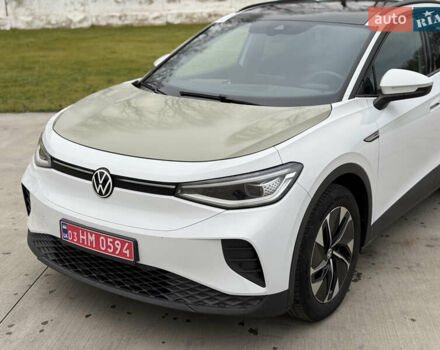 Белый Фольксваген ID.4, объемом двигателя 0 л и пробегом 61 тыс. км за 20900 $, фото 1 на Automoto.ua