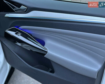 Белый Фольксваген ID.4, объемом двигателя 0 л и пробегом 65 тыс. км за 22999 $, фото 20 на Automoto.ua