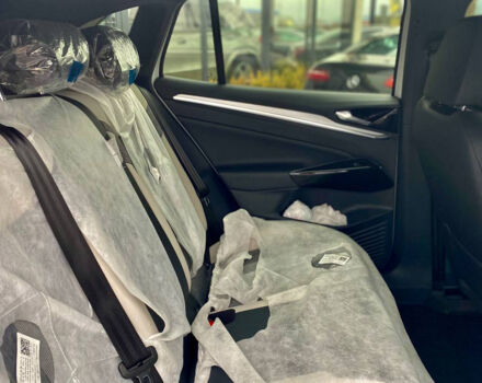 Белый Фольксваген ID.4, объемом двигателя 85 л и пробегом 25 тыс. км за 28400 $, фото 21 на Automoto.ua