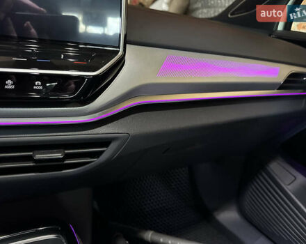 Белый Фольксваген ID.4, объемом двигателя 0 л и пробегом 56 тыс. км за 28500 $, фото 9 на Automoto.ua