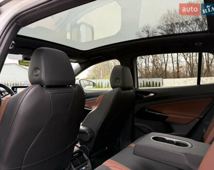 Белый Фольксваген ID.4, объемом двигателя 0 л и пробегом 61 тыс. км за 20900 $, фото 64 на Automoto.ua