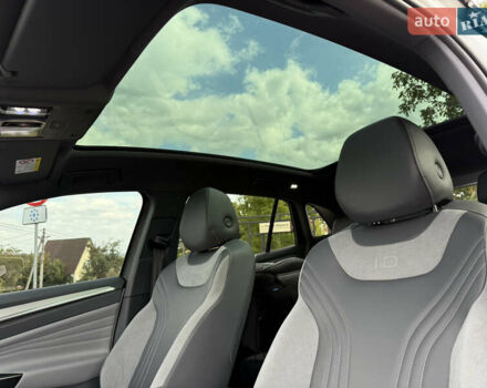 Белый Фольксваген ID.4, объемом двигателя 0 л и пробегом 19 тыс. км за 27500 $, фото 36 на Automoto.ua