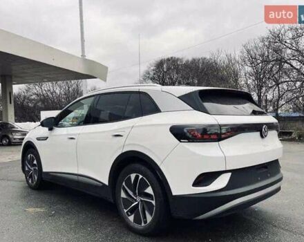 Белый Фольксваген ID.4, объемом двигателя 0 л и пробегом 19 тыс. км за 23500 $, фото 2 на Automoto.ua