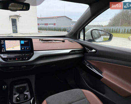 Белый Фольксваген ID.4, объемом двигателя 0 л и пробегом 61 тыс. км за 20900 $, фото 60 на Automoto.ua