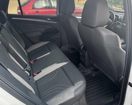 Білий Фольксваген ID.4, об'ємом двигуна 0 л та пробігом 80 тис. км за 25000 $, фото 6 на Automoto.ua