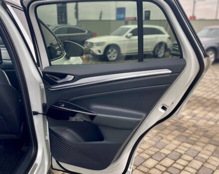 Белый Фольксваген ID.4, объемом двигателя 85 л и пробегом 25 тыс. км за 28400 $, фото 19 на Automoto.ua