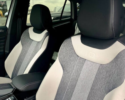 Белый Фольксваген ID.4, объемом двигателя 85 л и пробегом 25 тыс. км за 28400 $, фото 11 на Automoto.ua