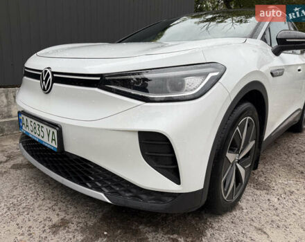 Белый Фольксваген ID.4, объемом двигателя 0 л и пробегом 40 тыс. км за 24800 $, фото 5 на Automoto.ua