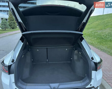 Белый Фольксваген ID.4, объемом двигателя 0 л и пробегом 65 тыс. км за 22999 $, фото 26 на Automoto.ua