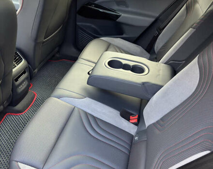 Белый Фольксваген ID.4, объемом двигателя 0 л и пробегом 28 тыс. км за 36249 $, фото 23 на Automoto.ua