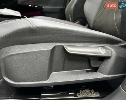 Білий Фольксваген ID.4, об'ємом двигуна 0 л та пробігом 13 тис. км за 28000 $, фото 21 на Automoto.ua