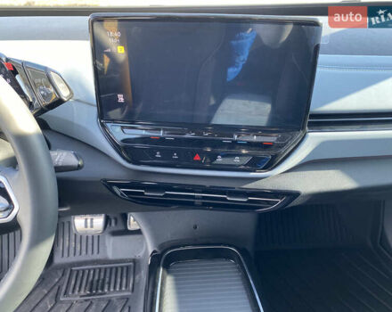 Фольксваген ID.4 2023 в Киеве на Automoto.ua Белый Фольксваген ID.4, объемом двигателя 0 л и пробегом 15 тыс. км за 24800 $, фото 13 на Automoto.ua