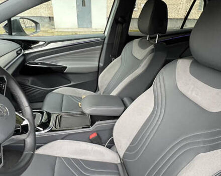 Белый Фольксваген ID.4, объемом двигателя 0 л и пробегом 22 тыс. км за 26000 $, фото 16 на Automoto.ua