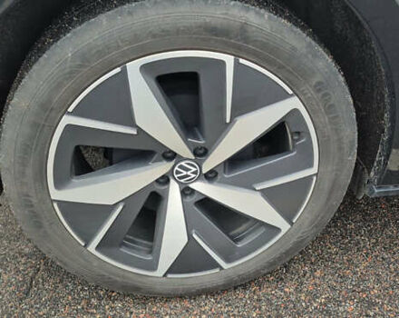 Белый Фольксваген ID.4, объемом двигателя 0 л и пробегом 62 тыс. км за 26300 $, фото 17 на Automoto.ua