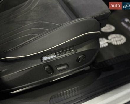 Белый Фольксваген ID.4, объемом двигателя 0 л и пробегом 67 тыс. км за 27499 $, фото 13 на Automoto.ua