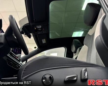 Білий Фольксваген ID.4, об'ємом двигуна 0.15 л та пробігом 21 тис. км за 25300 $, фото 8 на Automoto.ua