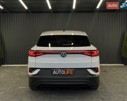 Белый Фольксваген ID.4, объемом двигателя 0 л и пробегом 67 тыс. км за 27499 $, фото 4 на Automoto.ua
