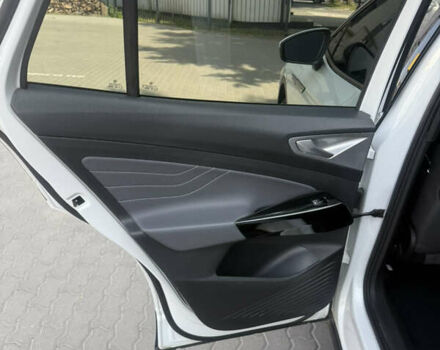 Белый Фольксваген ID.4, объемом двигателя 0 л и пробегом 55 тыс. км за 24300 $, фото 15 на Automoto.ua