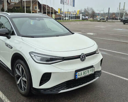 Белый Фольксваген ID.4, объемом двигателя 0 л и пробегом 62 тыс. км за 26300 $, фото 3 на Automoto.ua