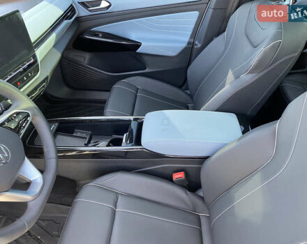 Фольксваген ID.4 2023 в Киеве на Automoto.ua Белый Фольксваген ID.4, объемом двигателя 0 л и пробегом 15 тыс. км за 24800 $, фото 10 на Automoto.ua