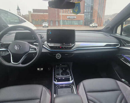 Белый Фольксваген ID.4, объемом двигателя 0 л и пробегом 62 тыс. км за 26300 $, фото 7 на Automoto.ua