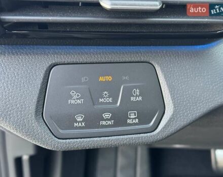 Білий Фольксваген ID.4, об'ємом двигуна 0 л та пробігом 39 тис. км за 27500 $, фото 17 на Automoto.ua