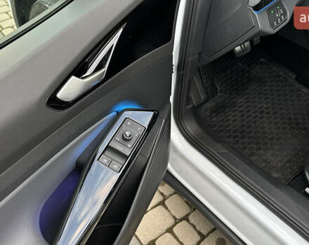 Белый Фольксваген ID.4, объемом двигателя 0 л и пробегом 47 тыс. км за 25500 $, фото 40 на Automoto.ua