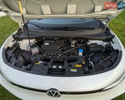 Белый Фольксваген ID.4, объемом двигателя 0 л и пробегом 14 тыс. км за 29500 $, фото 11 на Automoto.ua