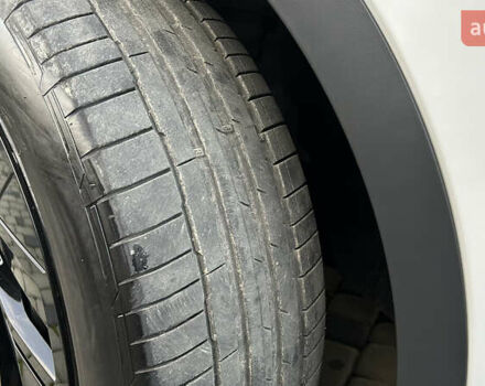 Белый Фольксваген ID.4, объемом двигателя 0 л и пробегом 47 тыс. км за 25500 $, фото 58 на Automoto.ua