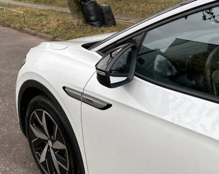 Белый Фольксваген ID.4, объемом двигателя 0 л и пробегом 22 тыс. км за 26000 $, фото 12 на Automoto.ua